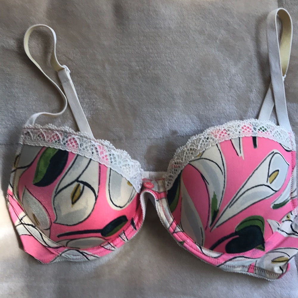 Calvin Klein bra, 34b